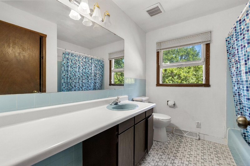 7502 Cottage Grove Rd, Madison, WI 53718 House Rental in Madison, WI