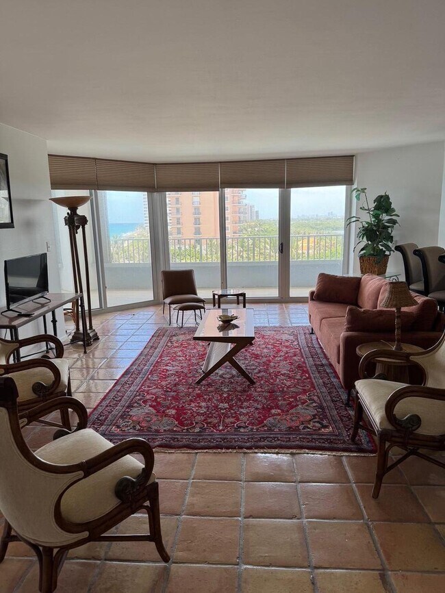 Foto del edificio - 5200 N Ocean Dr
