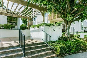 Building Photo - 1661 Neil Armstrong St