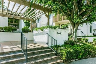 Building Photo - 1661 Neil Armstrong St