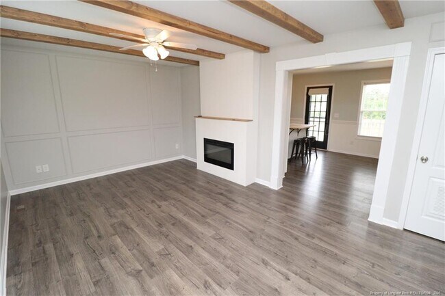 Building Photo - 1041 Parkers Ridge Dr
