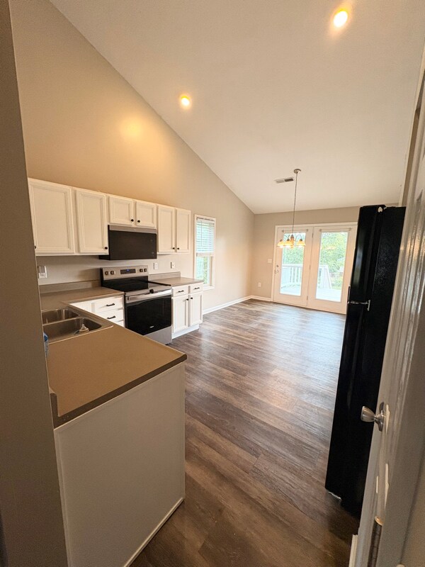 Foto del edificio - 10264 Knob Hill Dr