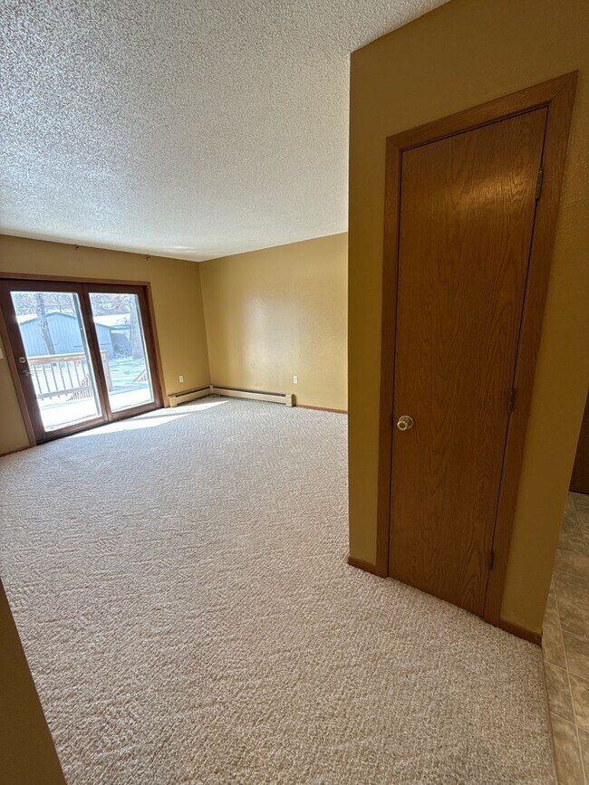Foto del edificio - 1513 3rd Ave NW