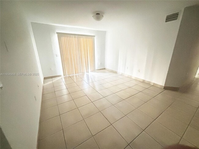 Foto del edificio - 15460 SW 284th St