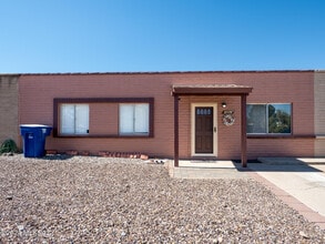 Building Photo - 6570 E Nicaragua Dr