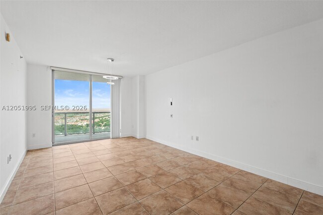 Foto del edificio - 2681 N Flamingo Rd