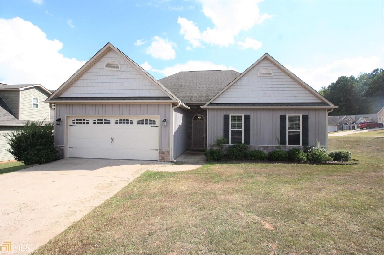 200 Dixie Creek Dr, LaGrange, GA 30240 House Rental in LaGrange, GA