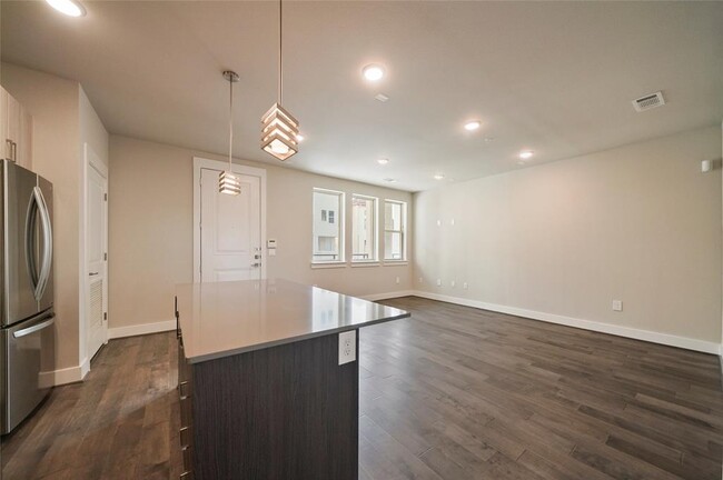 Foto del edificio - 4819 Caroline St