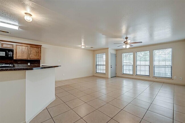 Building Photo - 4502 Mallow St