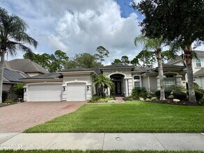 Building Photo - 642 Port Charlotte Dr