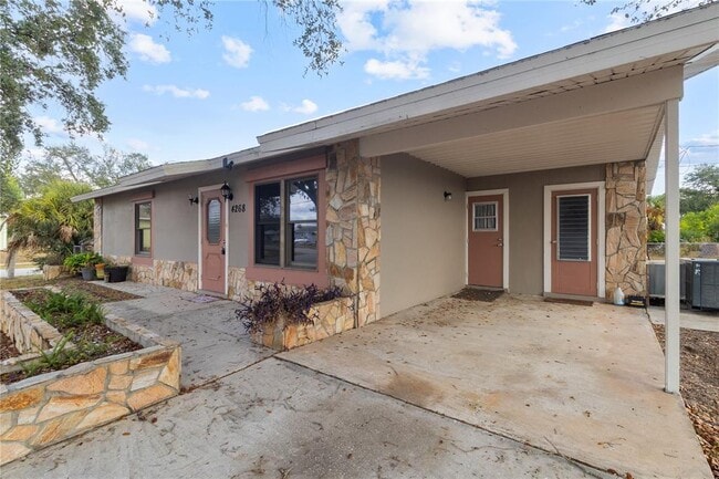 Building Photo - 4268 Grobe St