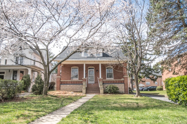 HOUSE FRONT - 813 N Market St