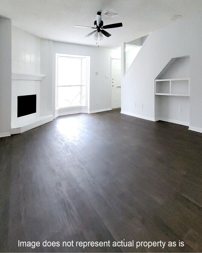 Foto del edificio - 2102 Place Rebecca Ln