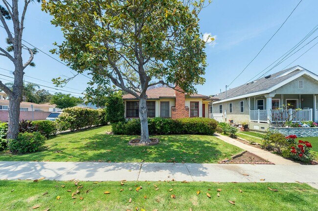 Building Photo - Cozy El Segundo Home Rental!