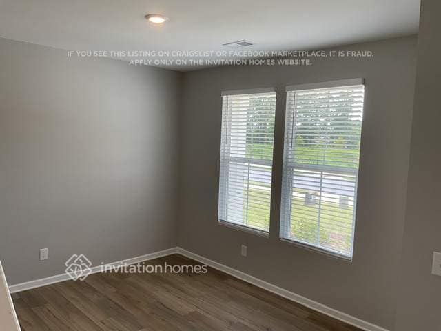 Building Photo - 2097 Boxwood Cir