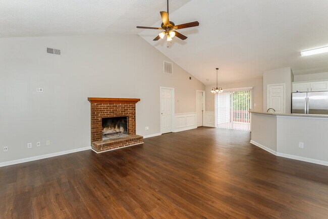 Building Photo - 14903 Cane Field Dr