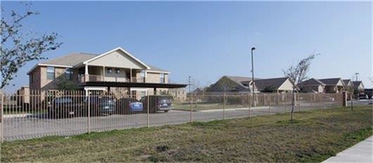 Building Photo - 308 N Eagle Pass St
