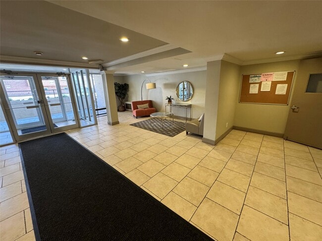Foto del edificio - 750 Shore Rd