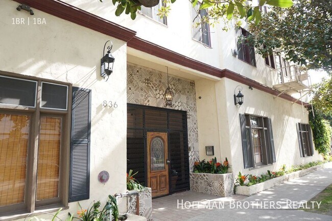 Foto del edificio - 836 Sanborn Ave