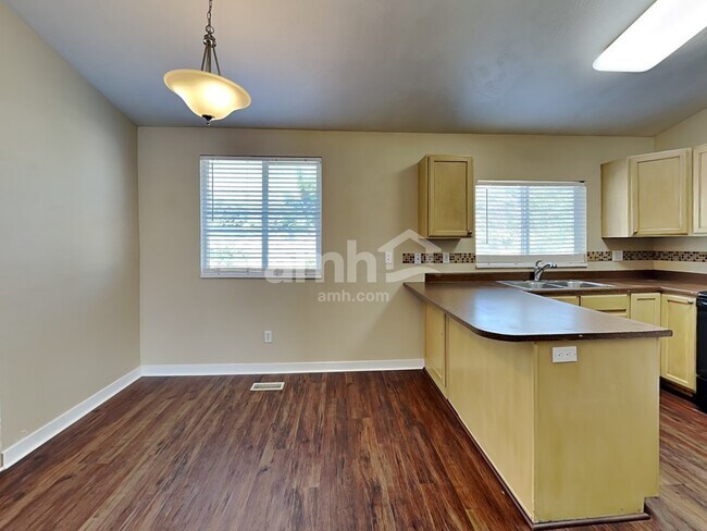 Foto del edificio - 6334 S Clover Creek Ln