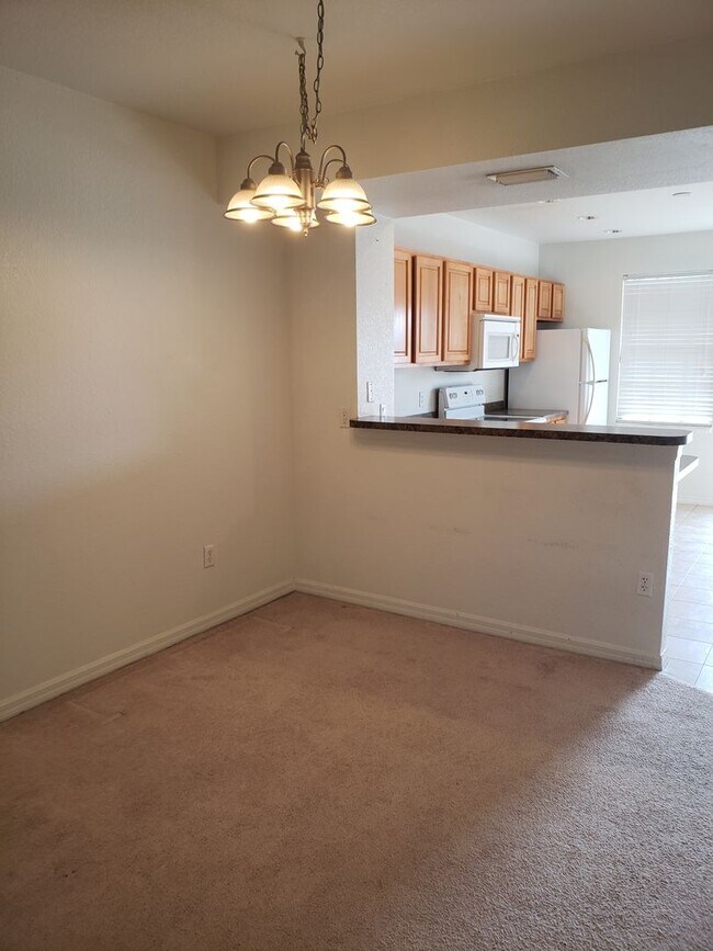 Building Photo - Pebbles East Townhome-Deep Creek-Annual Re...