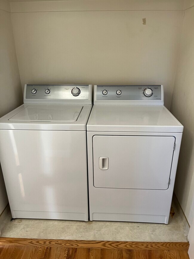 Foto del edificio - 576 W 1045 N