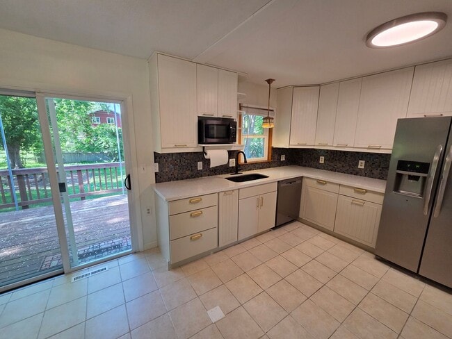Foto del edificio - Renovated Beauty in Spring Lake Park