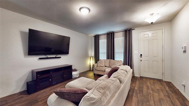 Building Photo - 8657 Star Thistle Dr