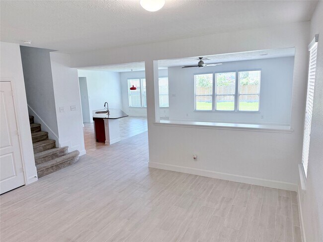 Foto del edificio - 20623 Pioneer Oak Ln