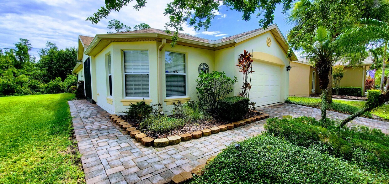 520 Millifiora Ln, Kissimmee, FL 34759 House Rental in Kissimmee, FL