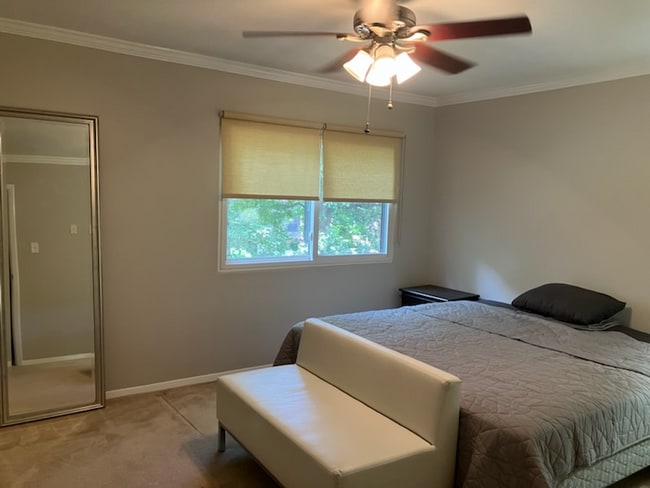 Building Photo - 11775 N Briar Patch Dr