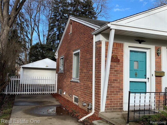 Building Photo - 2640 Detroit St