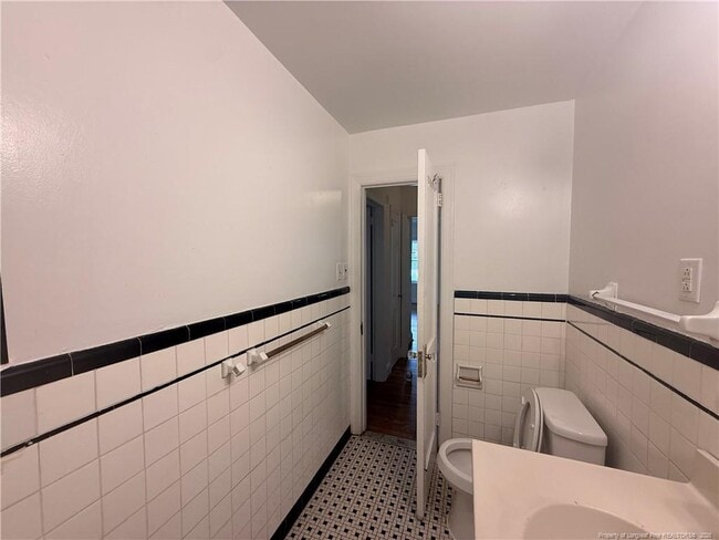 Building Photo - 115 S Tarboro St