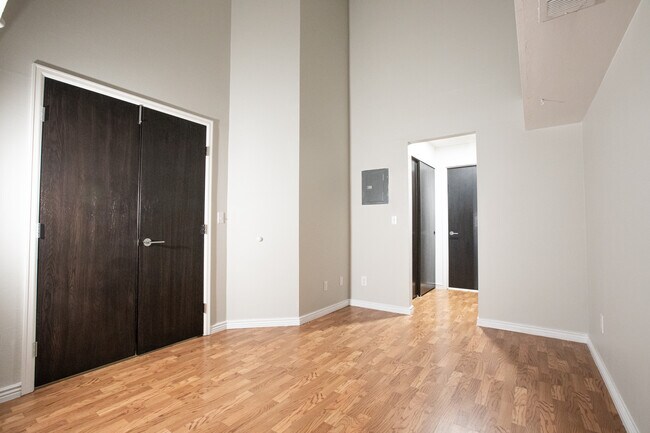 Primary Bedroom - 8843 Colorado Blvd