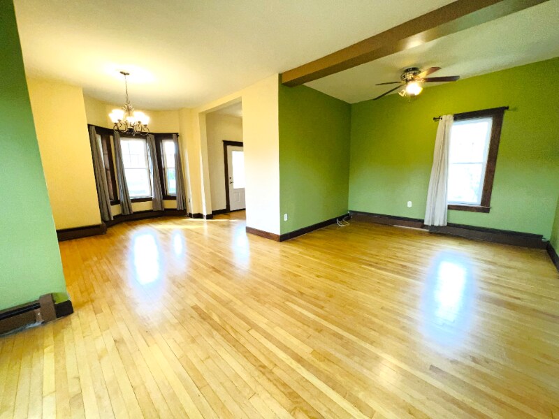 2830 Myrtle Ave, Rotterdam, NY 12306 House Rental in Rotterdam, NY