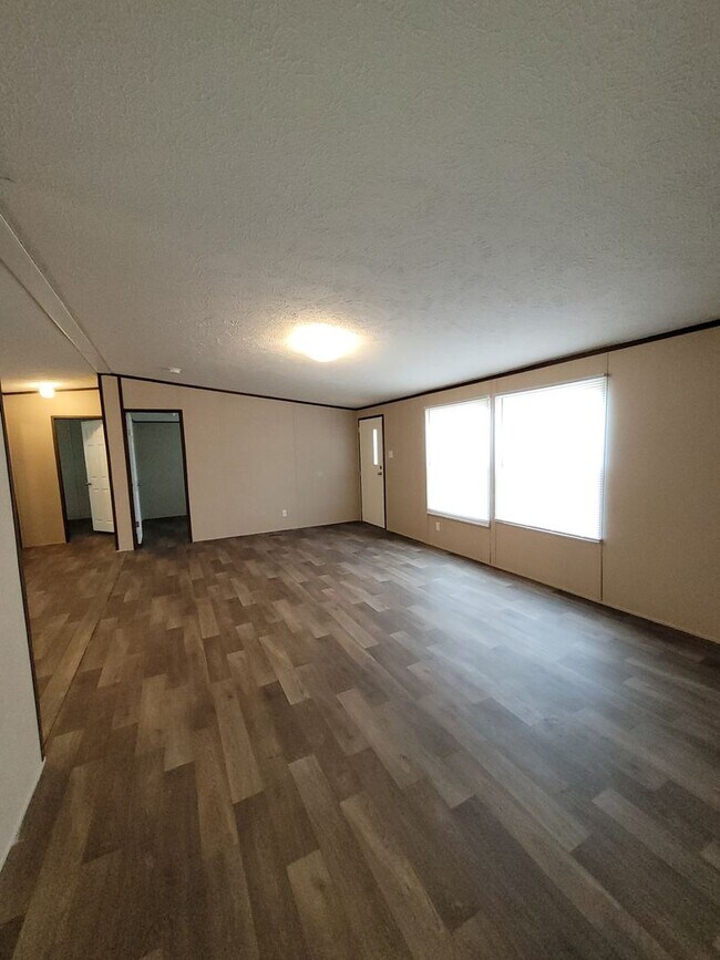 Building Photo - Madison County - Hull, Ga. –Three Bedroom ...