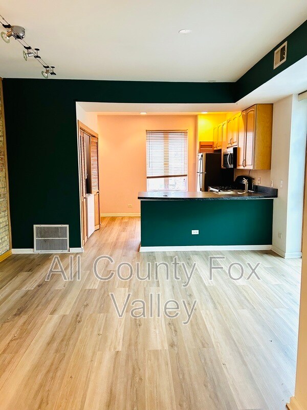 Foto del edificio - 7302 N Wolcott Ave