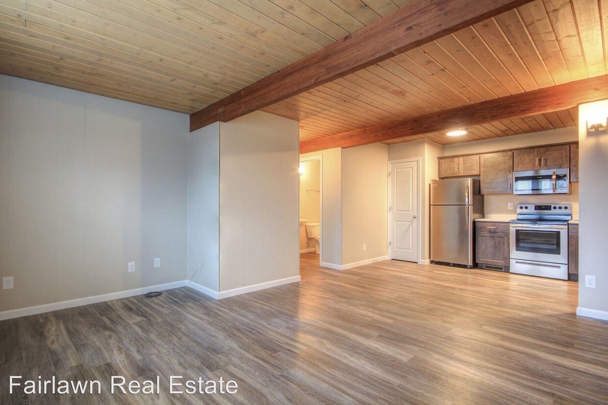 Foto principal - 2 br, 1 bath Apartment - 906 S. Vine St.