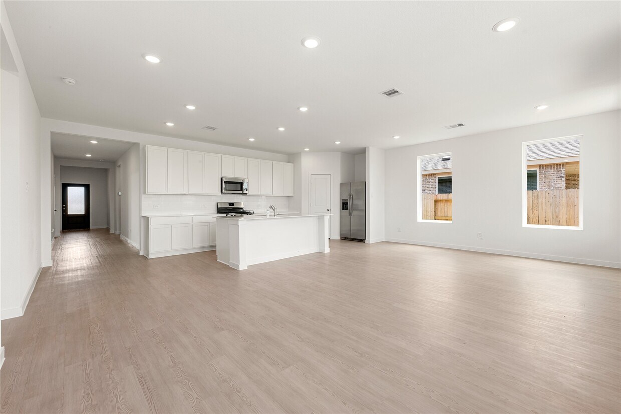 Foto principal - 13505 Harbor Pt Dr