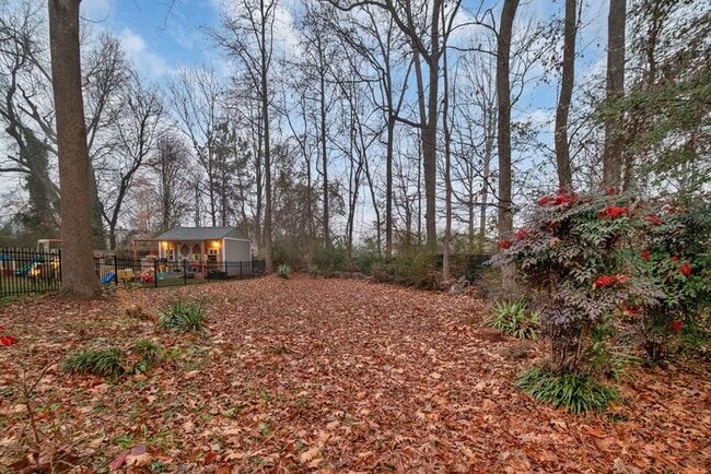 Building Photo - NEWLY RENOVATED !!!! Charming 4-Bedroom Home with Spacious Backyard!