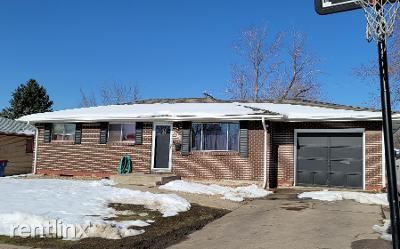 Foto principal - 5 br, 2 bath House - 8651 Quigley St