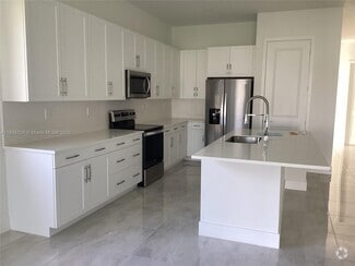 Building Photo - 5704 Argento Dr