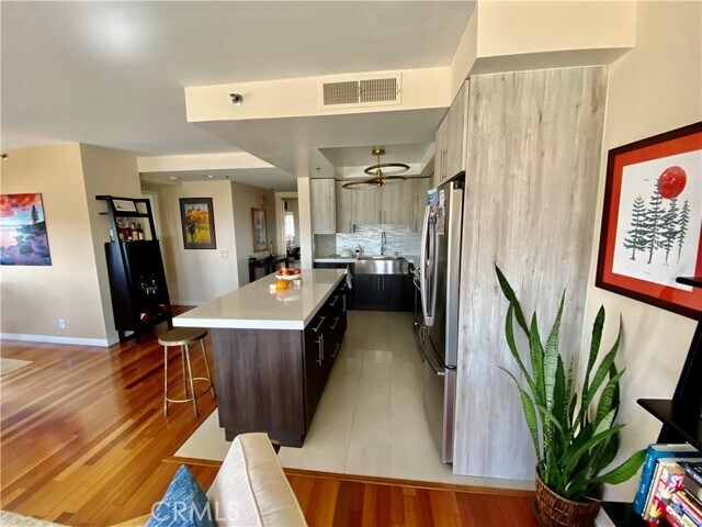 Foto del edificio - 525 E Seaside Way