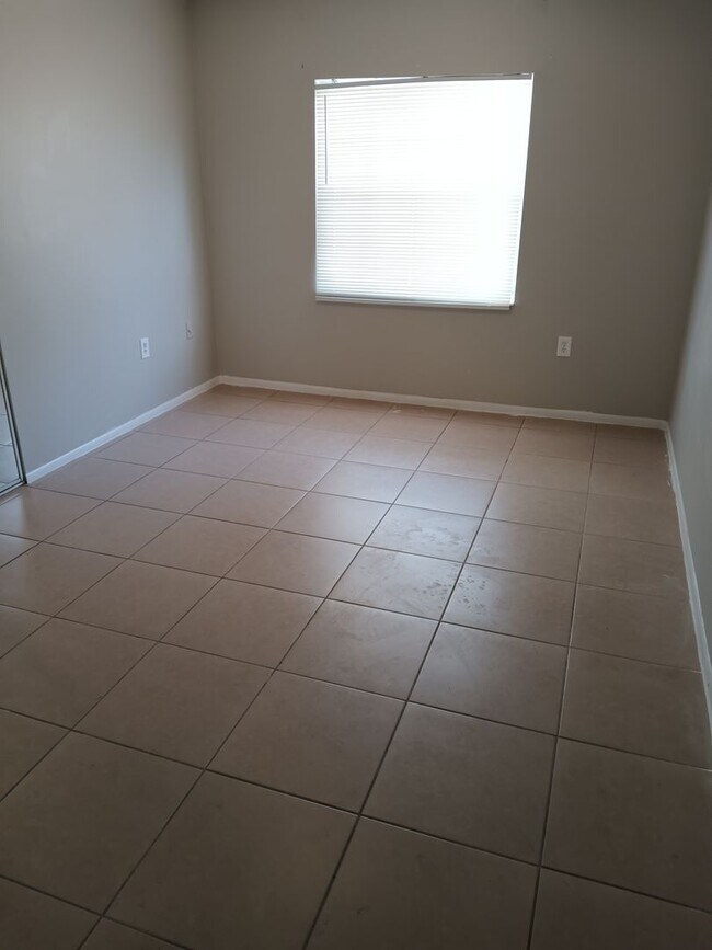 Photo - 1428 Holden Ave Apartment