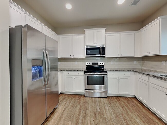 Foto del edificio - 3636 Massey Ridge Ct