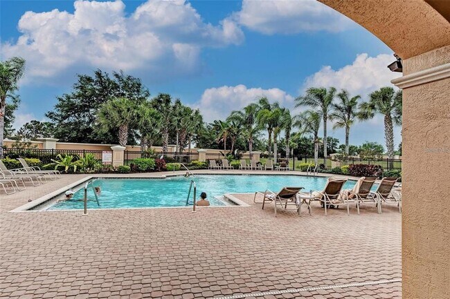 Building Photo - 8429 Miramar Way