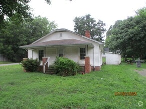 Building Photo - 2113 Brantley Rd