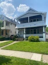 Building Photo - 2044-2044 Lewis Dr