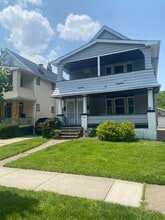 Building Photo - 2044-2044 Lewis Dr