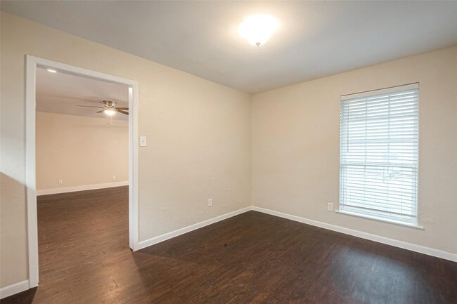 Building Photo - 1447 Willow Rock Rd